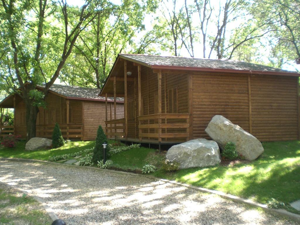 Anthares World Resort Candia Canavese Chambre photo